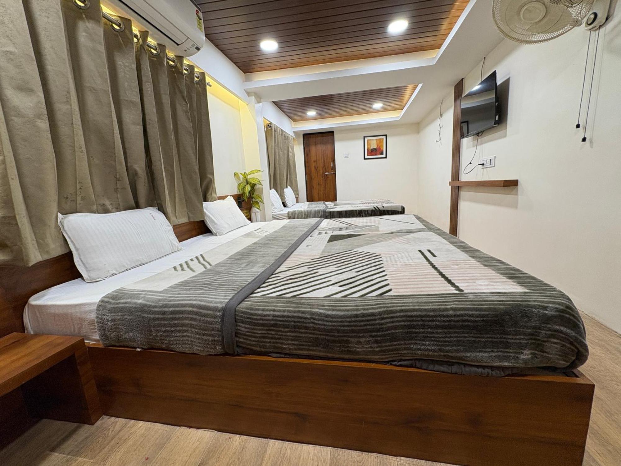 Hotel Anantshree Ujjain Exterior photo